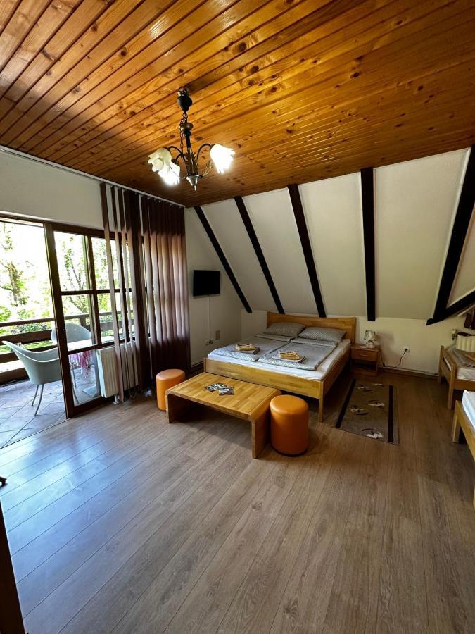 Prenociste/Restoran Lovac Hotel Bihac Luaran gambar